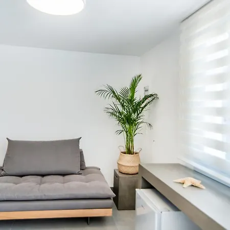 Onar & Szálloda Tínos