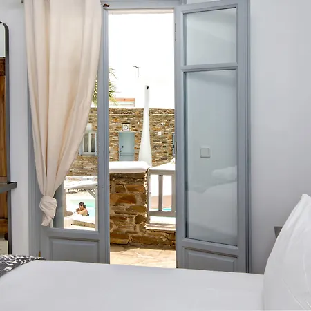 Onar & Hotel 2*