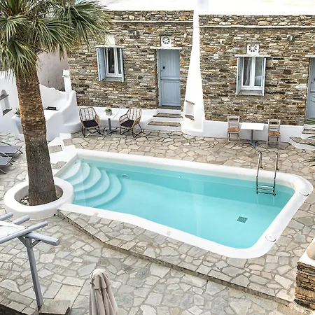 Onar & Hotel 2*